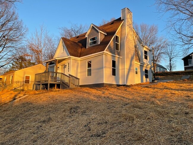property at 202 E Columbia Ave