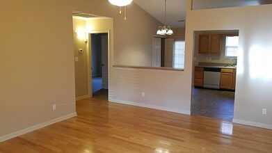1825 Tillery Square Ln in Knoxville, TN - Building Photo - Building Photo