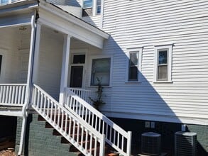 527 West End Ave in Statesville, NC - Building Photo - Building Photo