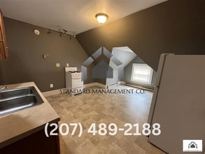 16 West St in Waterville, ME - Building Photo - Building Photo