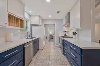 1909 Langford St in College Station, TX - Building Photo - Building Photo