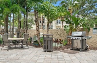 2109 Bayshore Blvd, Unit Bayshore in Tampa, FL - Building Photo - Building Photo