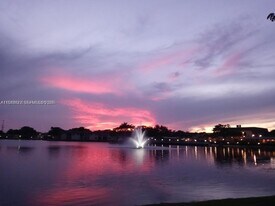 200 Berkley Rd in Hollywood, FL - Building Photo