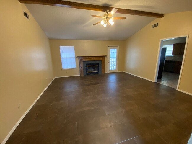 2106 Breckenridge Terrace in Greenwood, AR - Building Photo - Building Photo