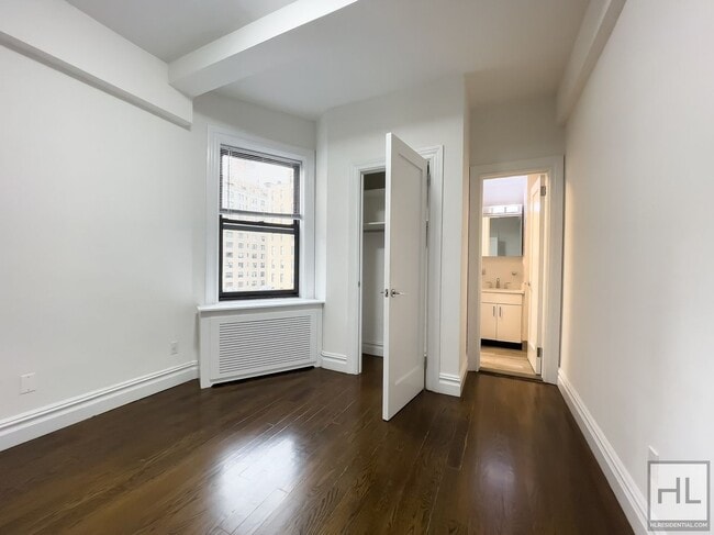 WEST 68 STREET, Unit PHE in New York, NY - Foto de edificio - Building Photo