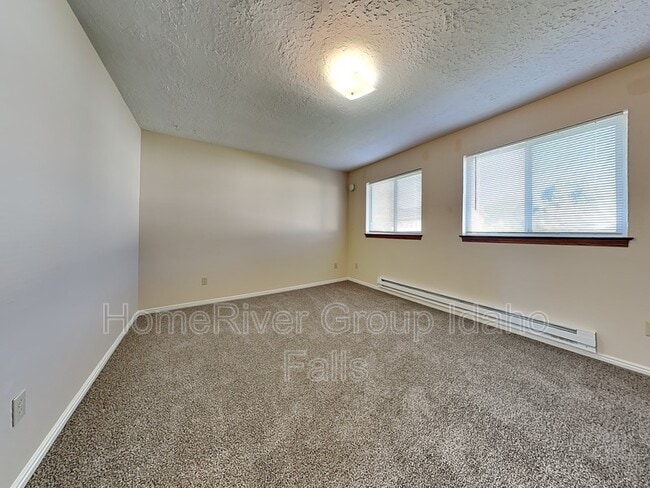 property at 2101 Meppen Dr