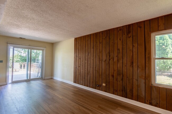808 Idaho St in Carol Stream, IL - Building Photo - Building Photo