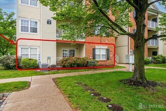 311 Coppola Dr in South Plainfield, NJ - Building Photo - Building Photo