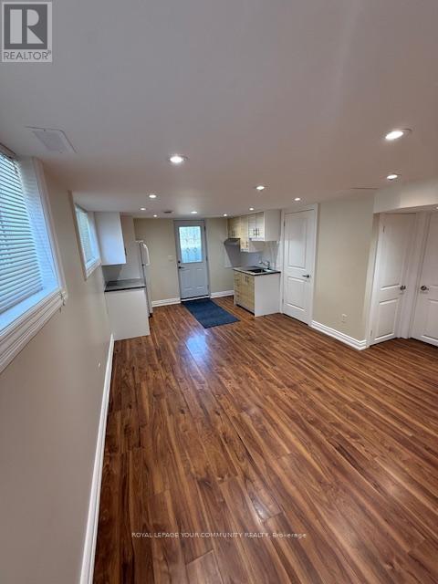 property at 10 Fallingdale Crescent