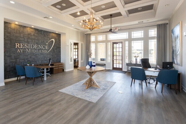 Residence at Midland in Midland, TX - Foto de edificio - Building Photo