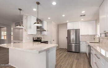 3734 E Betsy Ln in Gilbert, AZ - Building Photo - Building Photo