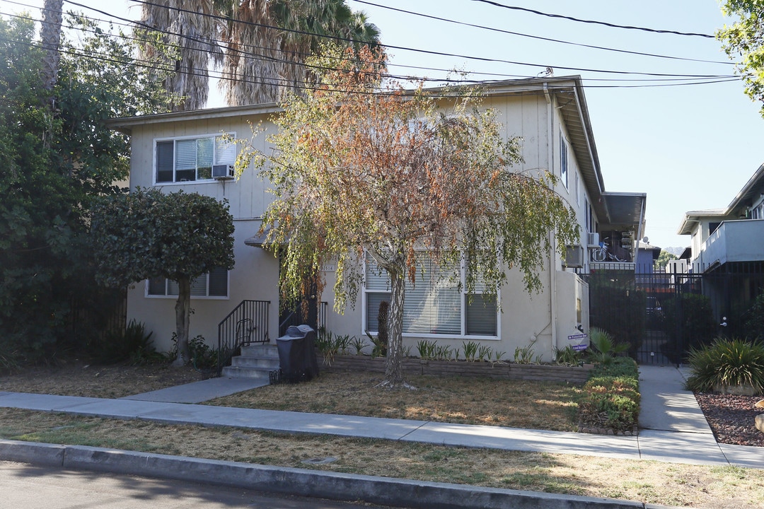 13514 Rye St in Sherman Oaks, CA - Building Photo