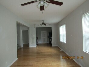 2732 Dunkirk Ave in Norfolk, VA - Building Photo - Building Photo