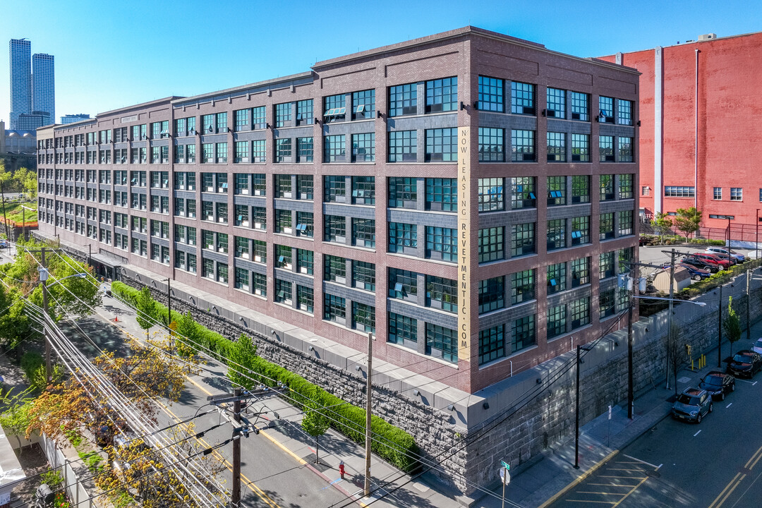 Revetment House in Jersey City, NJ - Foto de edificio