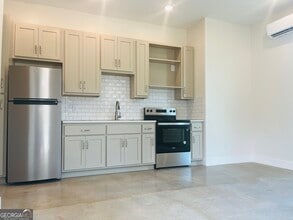 101 Gardenia Ln in Lagrange, GA - Building Photo - Building Photo