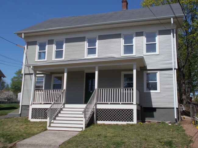 33 S Elm St, Unit #2 in Wallingford, CT - Building Photo - Building Photo