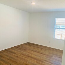 104 Perfect World Lp in Jarrell, TX - Building Photo - Building Photo