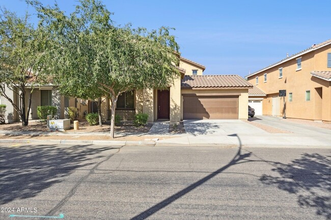 2060 S Martingale Rd, Unit 225 in Gilbert, AZ - Building Photo - Building Photo