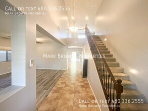 724 W Dragon Tree Ave in San Tan Valley, AZ - Building Photo - Building Photo