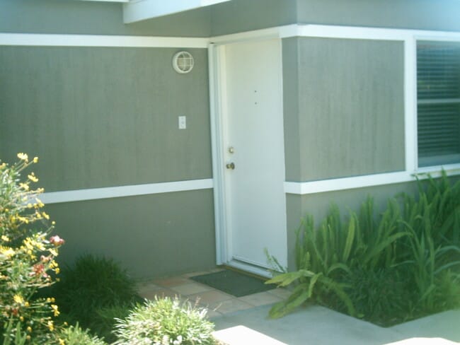 1519 Orange Ave in Costa Mesa, CA - Building Photo - Building Photo