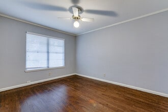 6517 E Mockingbird Ln in Dallas, TX - Building Photo - Building Photo