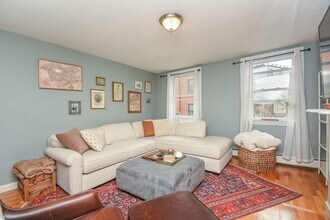99 Bartlett St in Boston, MA - Building Photo - Building Photo
