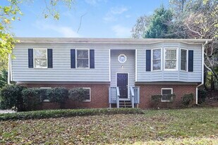 1411 Hillside Pl SE in Conyers, GA - Building Photo