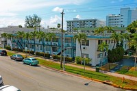 1038 11th St in Miami Beach, FL - Foto de edificio - Building Photo