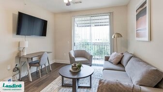 7373 Valley View Ln in Dallas, TX - Building Photo