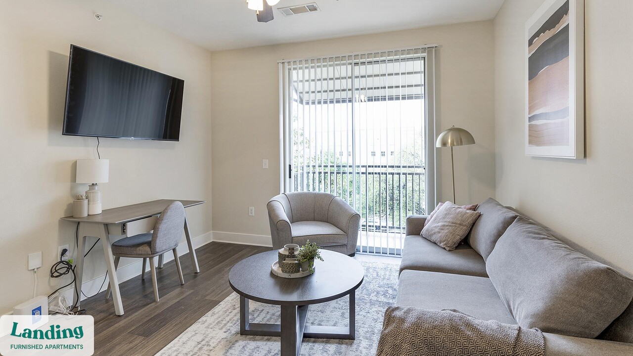 7373 Valley View Ln in Dallas, TX - Building Photo