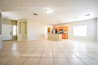 6342 W Cambridge Ave in Phoenix, AZ - Foto de edificio - Building Photo