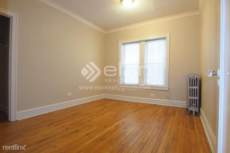 4931 N Whipple St-Unit -Apt 3E in Chicago, IL - Building Photo