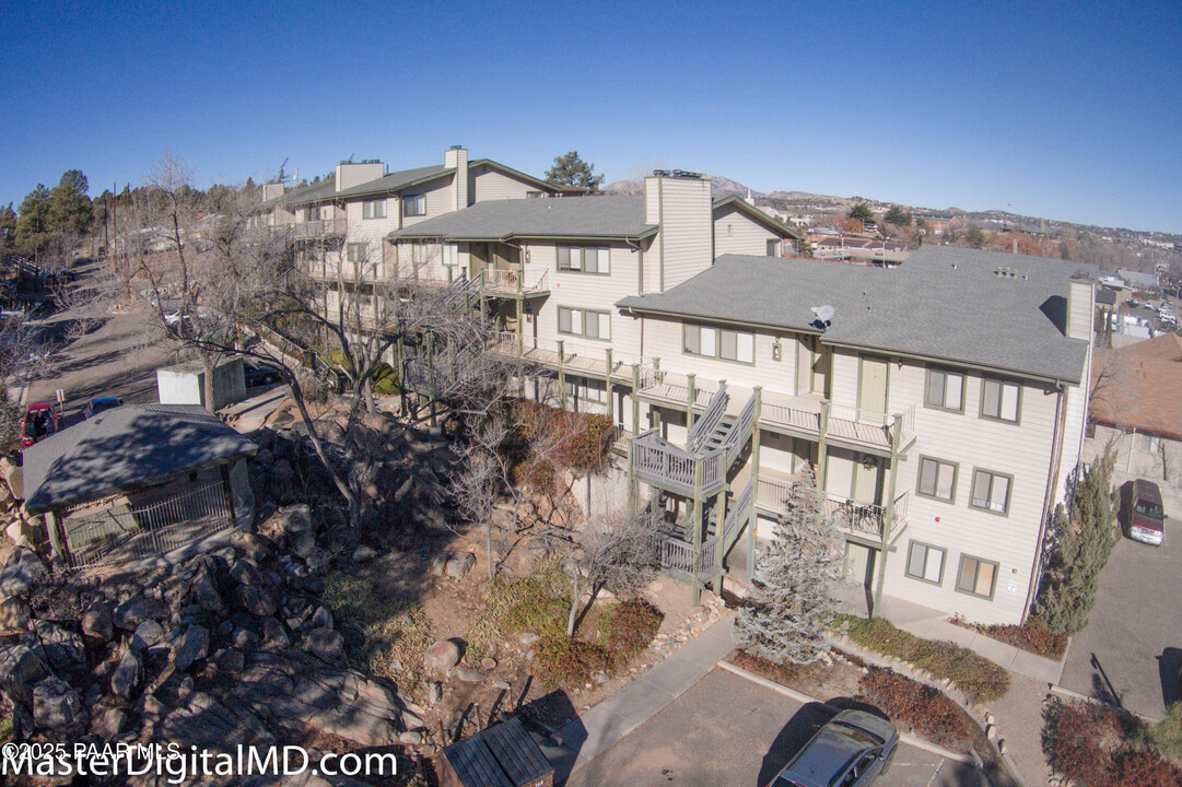 240 S McCormick St in Prescott, AZ - Building Photo