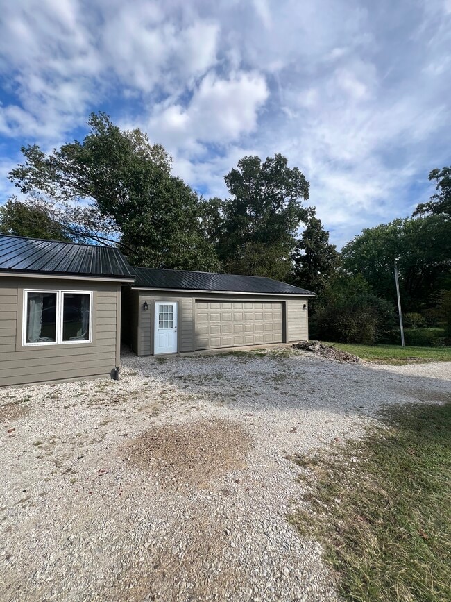 12 E Pool Rd in Morgantown, IN - Building Photo - Building Photo