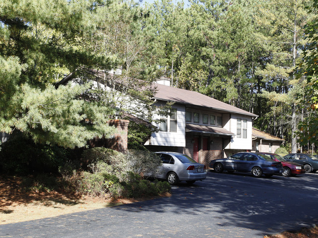 Natchez Trace Apartments in Marietta, GA - Building Photo - Building Photo