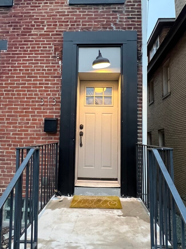 property at 313 E 17th Ave