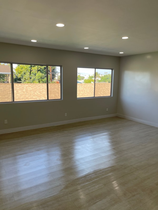 2919 Carmona Ave in Los Angeles, CA - Building Photo - Building Photo