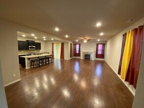 3344 Juno Ct NE in Lacey, WA - Building Photo - Building Photo