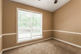 4516 Legend Hollow Ln in Powder Springs, GA - Building Photo - Building Photo