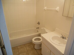 1262 Essex Rd in Daytona Beach, FL - Building Photo - Building Photo