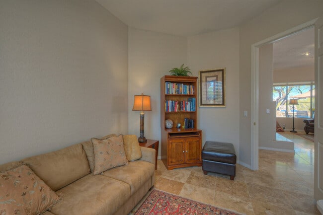 7155 E Night Glow Cir