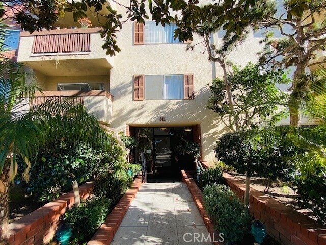 property at 811 6th St