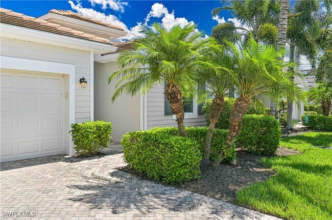 16112 Bonita Landing Cir in Bonita Springs, FL - Building Photo - Building Photo