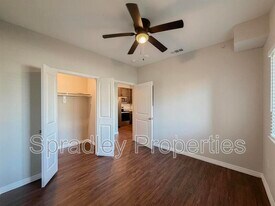 1124 W Ave O in Belton, TX - Building Photo