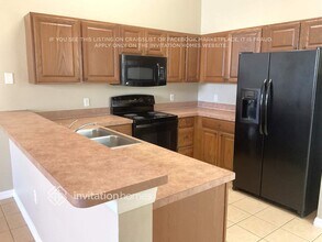 4631 Cumbrian Lakes Dr in Kissimmee, FL - Foto de edificio - Building Photo