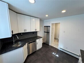 190 Woodland Ave-Unit -2 in Yonkers, NY - Building Photo - Building Photo