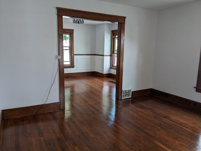 133 West Ave in East Rochester, NY - Building Photo - Building Photo