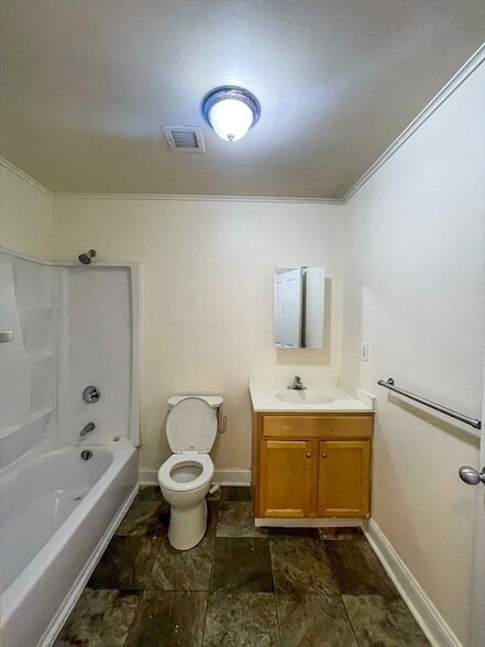 12 Humphreys Pl, Unit 8 in Boston, MA - Foto de edificio - Building Photo