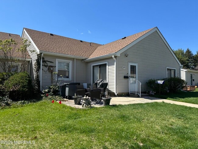 119 Lowens Strasse in Freehold, NJ - Building Photo - Building Photo