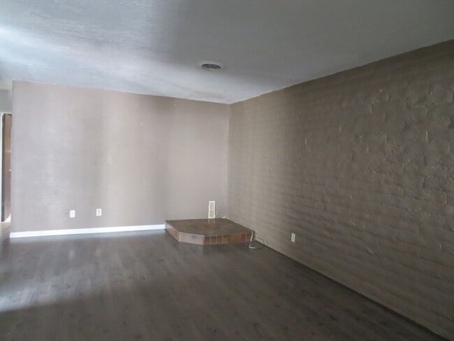 2908 Valle Vista in Las Cruces, NM - Building Photo - Building Photo